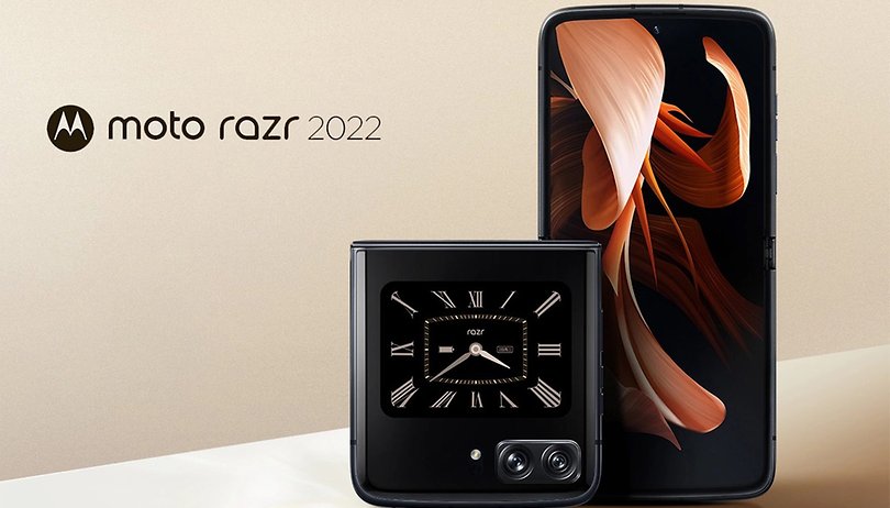 رندر گوشی تاشو موتورولا Razr 22