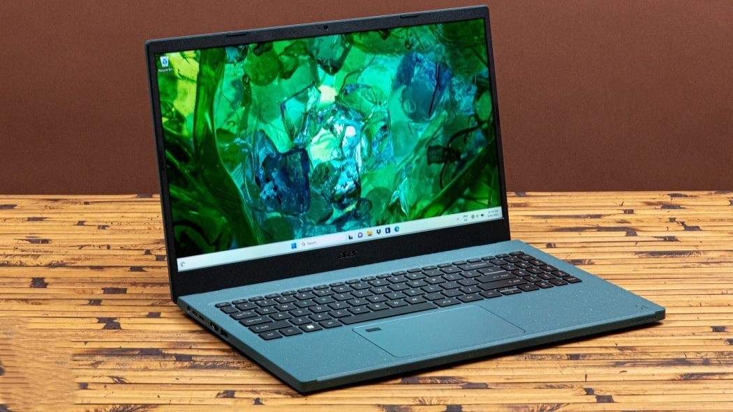 نقد و بررسی لپ تاپ لنوو ideapad اسلیم 3